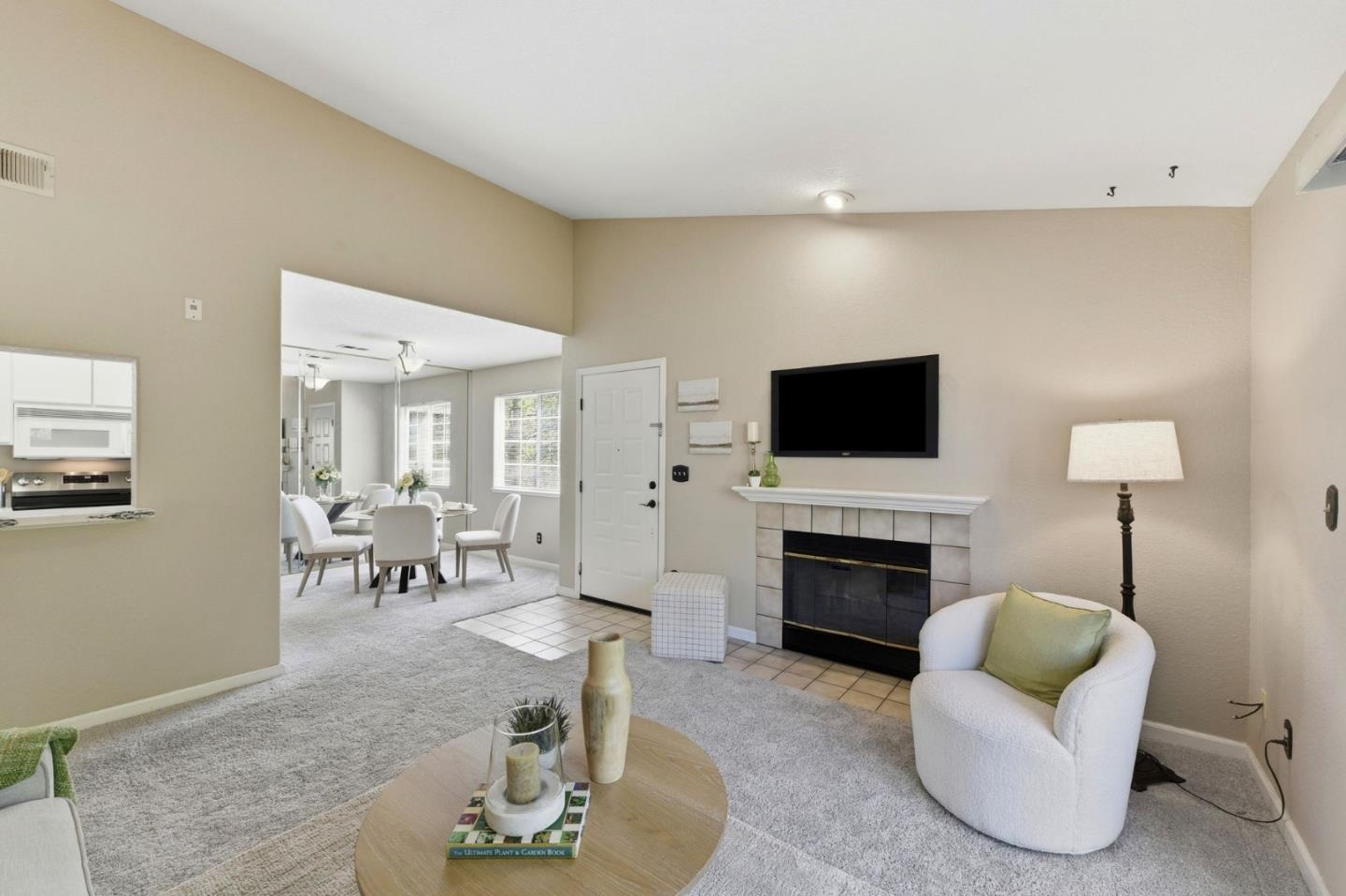 Photo #5: ML82049854 Listing: Photo #5