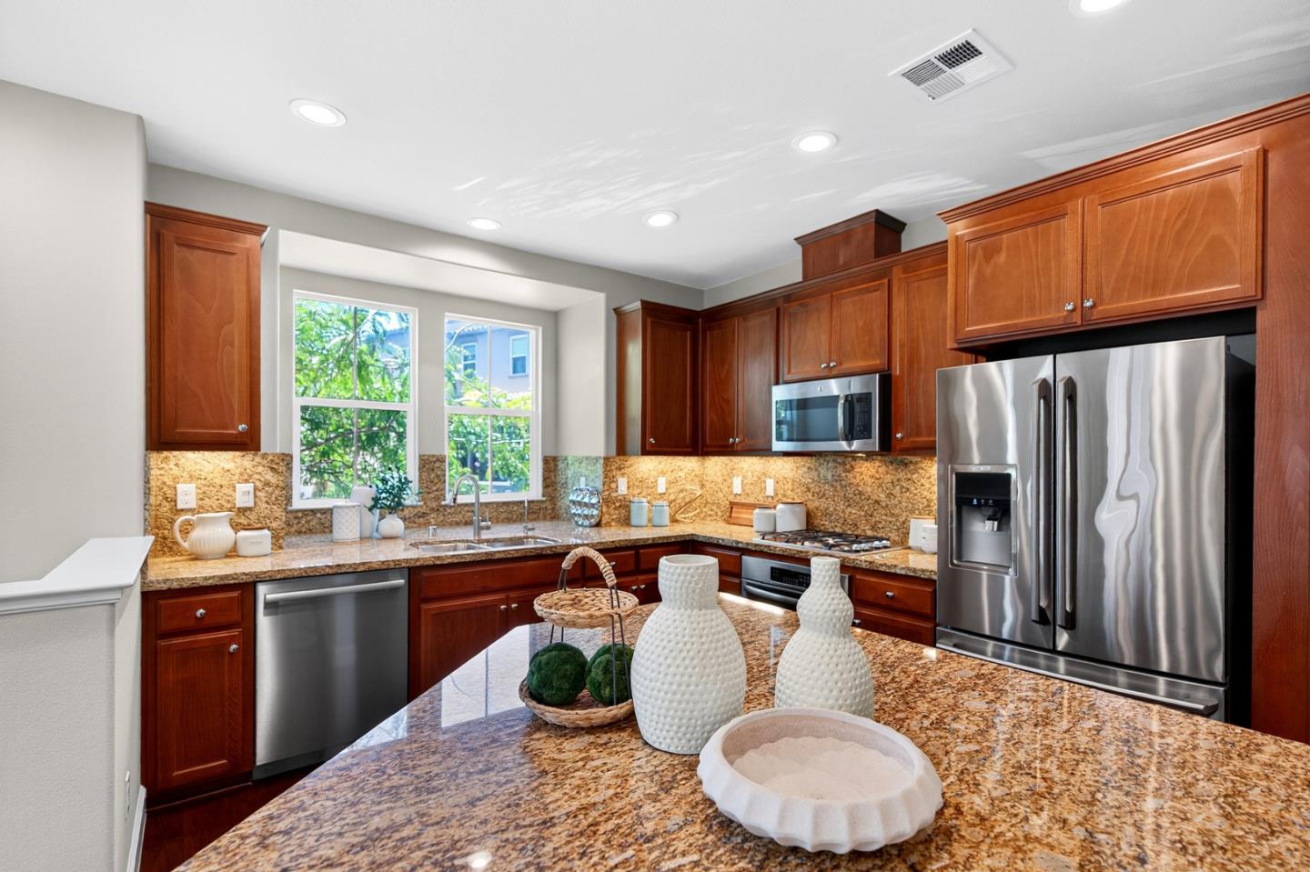 Photo #10: ML82049868 Listing: Photo #10