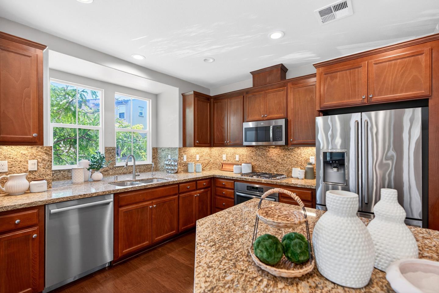 Photo #12: ML82049868 Listing: Photo #12