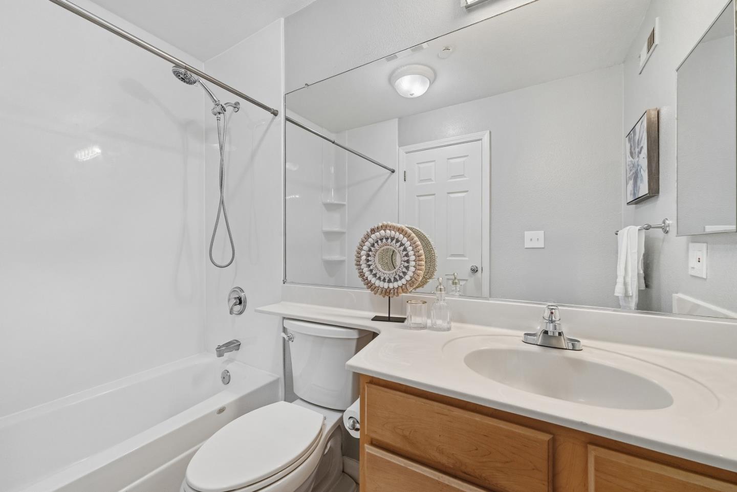 Photo #33: ML82049876 Listing: Photo #33
