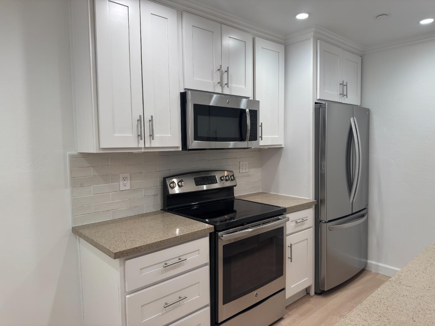Photo #13: ML82049882 Listing: Photo #13
