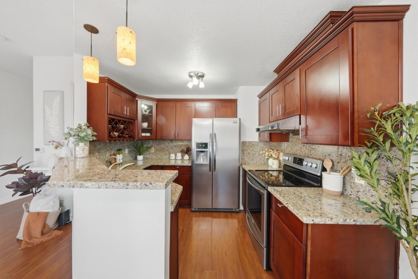 Photo #12: ML82049887 Listing: Photo #12