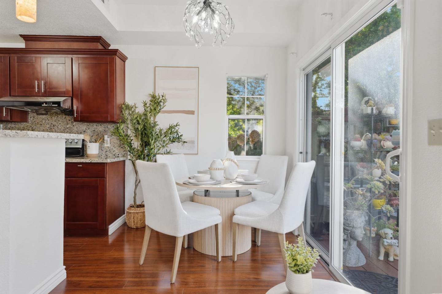 Photo #18: ML82049887 Listing: Photo #18