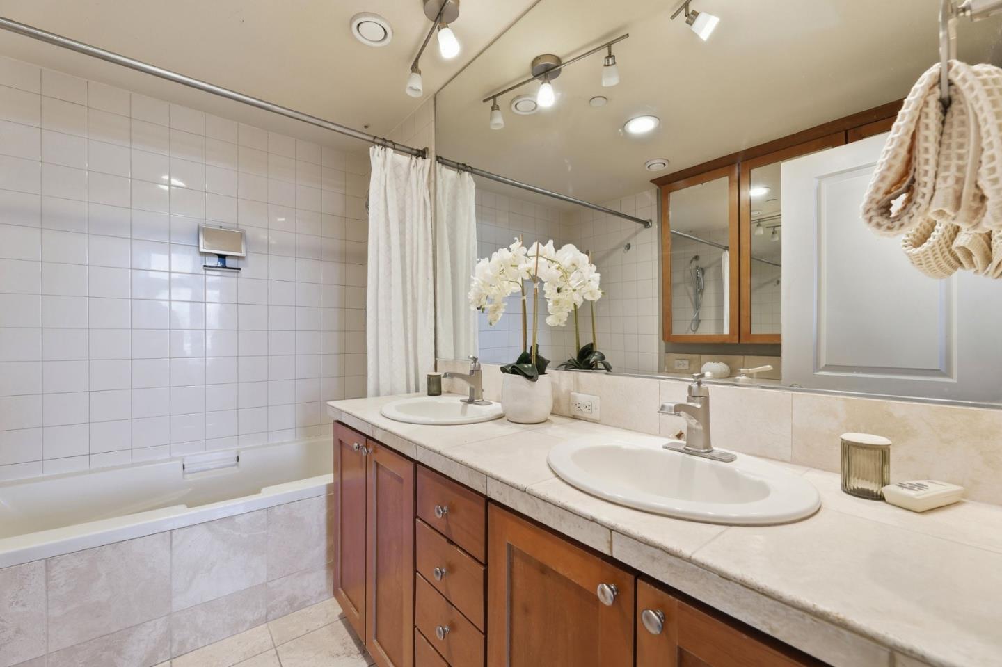 Photo #22: ML82049890 Listing: Photo #22