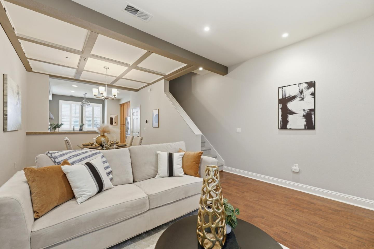Photo #7: ML82049890 Listing: Photo #7