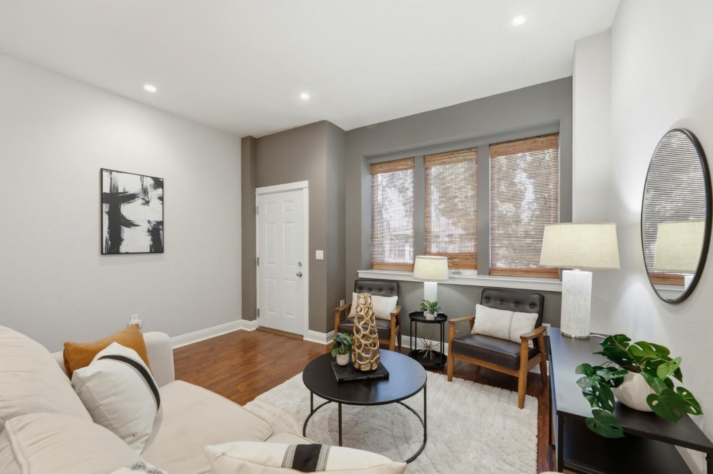 Photo #8: ML82049890 Listing: Photo #8