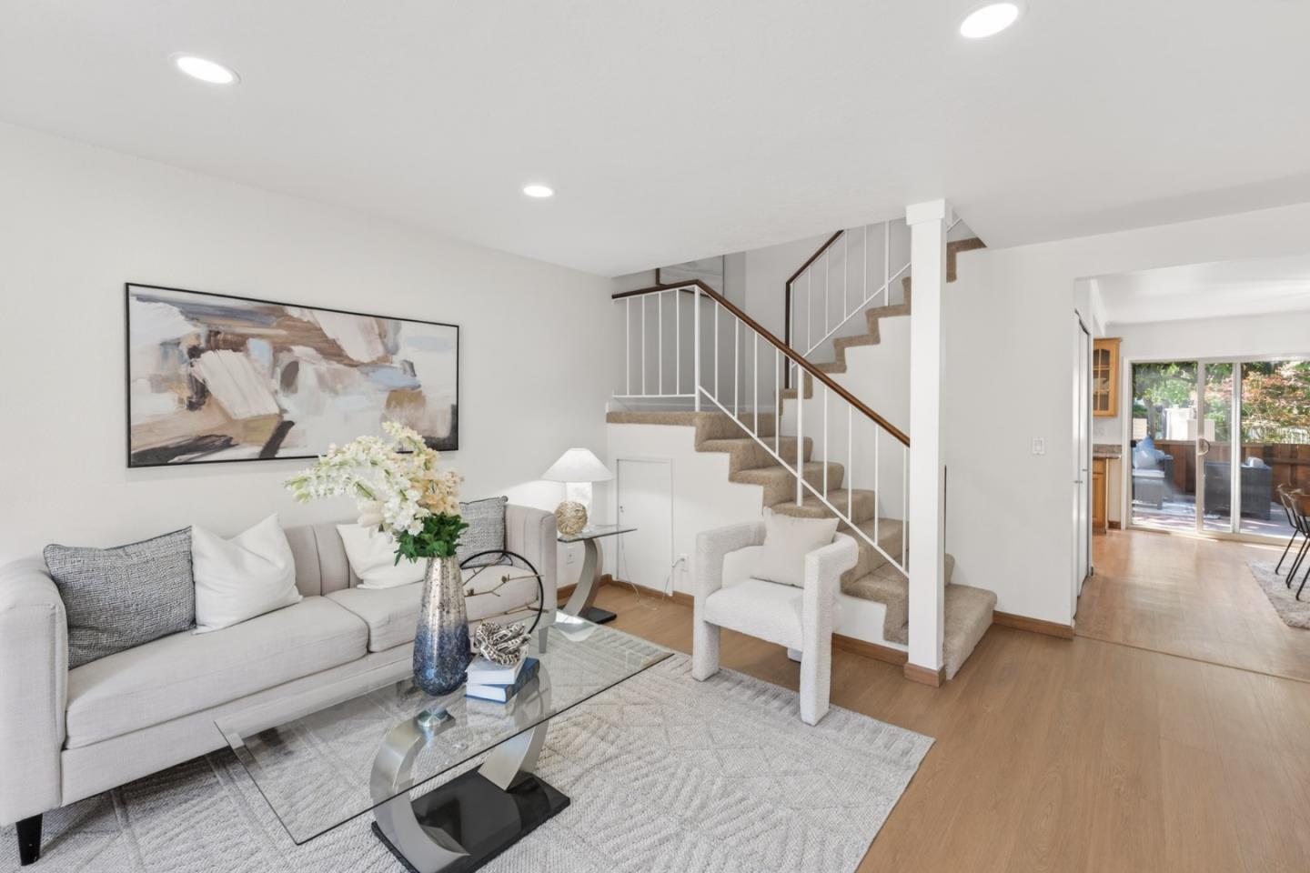 Photo #5: ML82049925 Listing: Photo #5