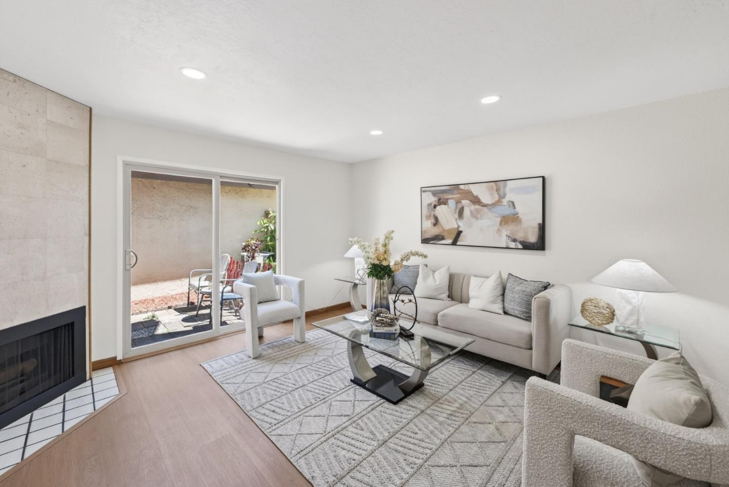 Photo #6: ML82049925 Listing: Photo #6