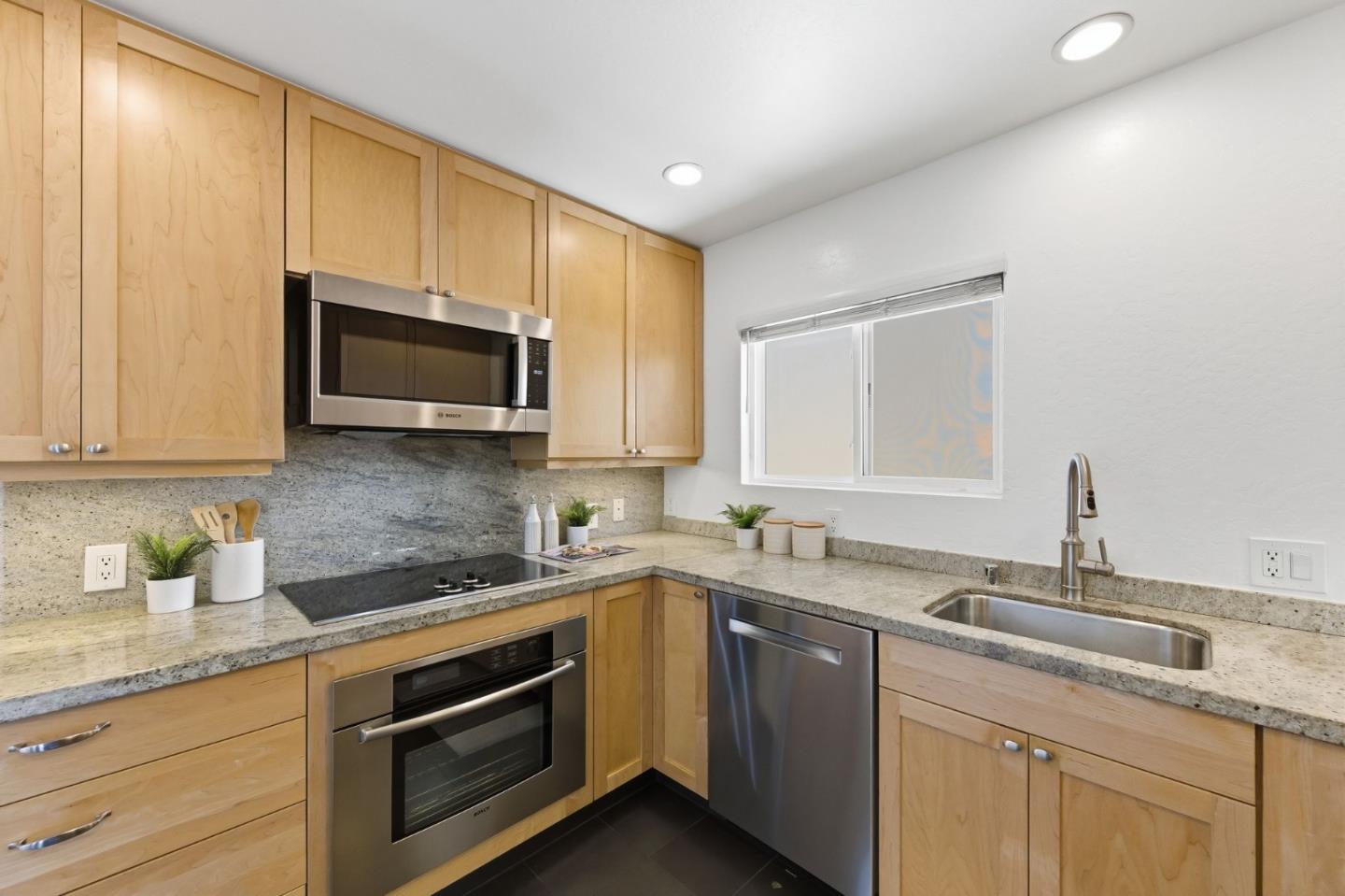 Photo #12: ML82049947 Listing: Photo #12