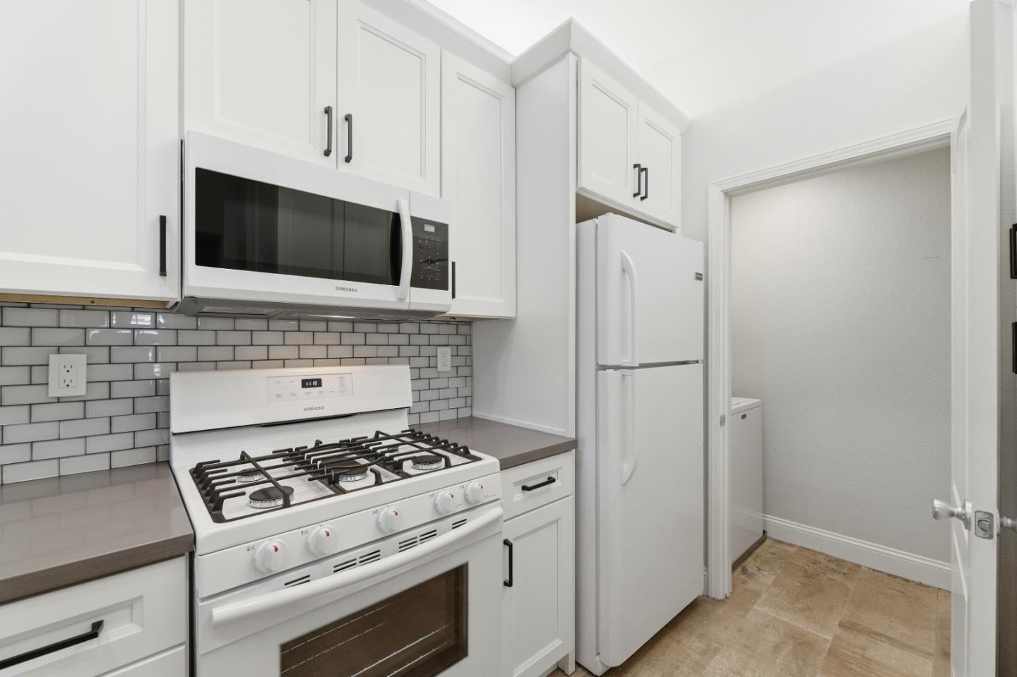 Photo #10: ML82049973 Listing: Photo #10