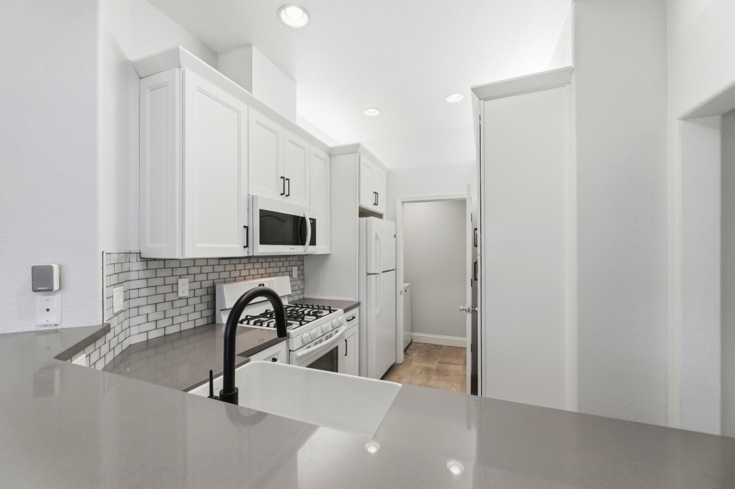 Photo #9: ML82049973 Listing: Photo #9