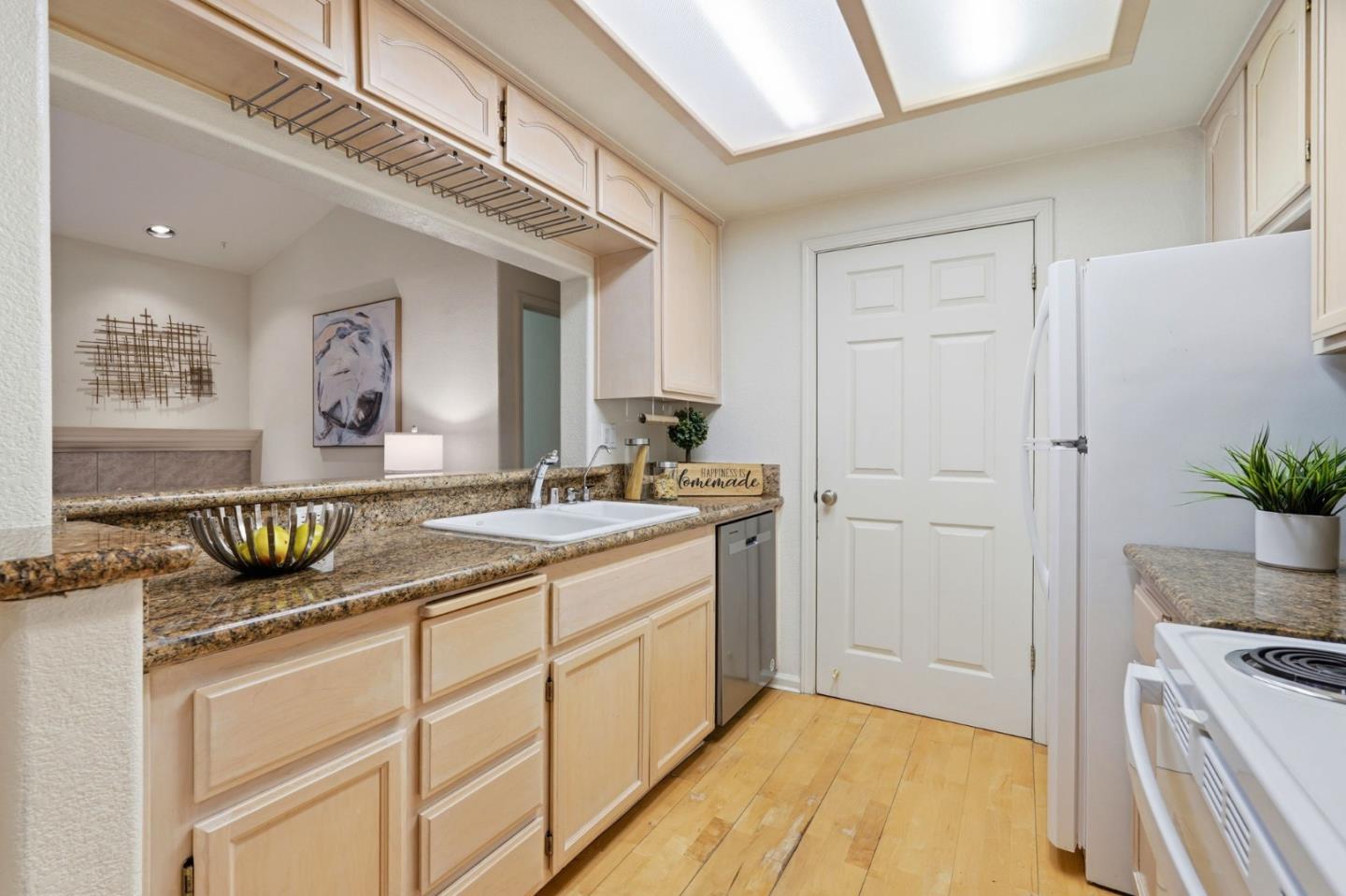 Photo #10: ML82049976 Listing: Photo #10