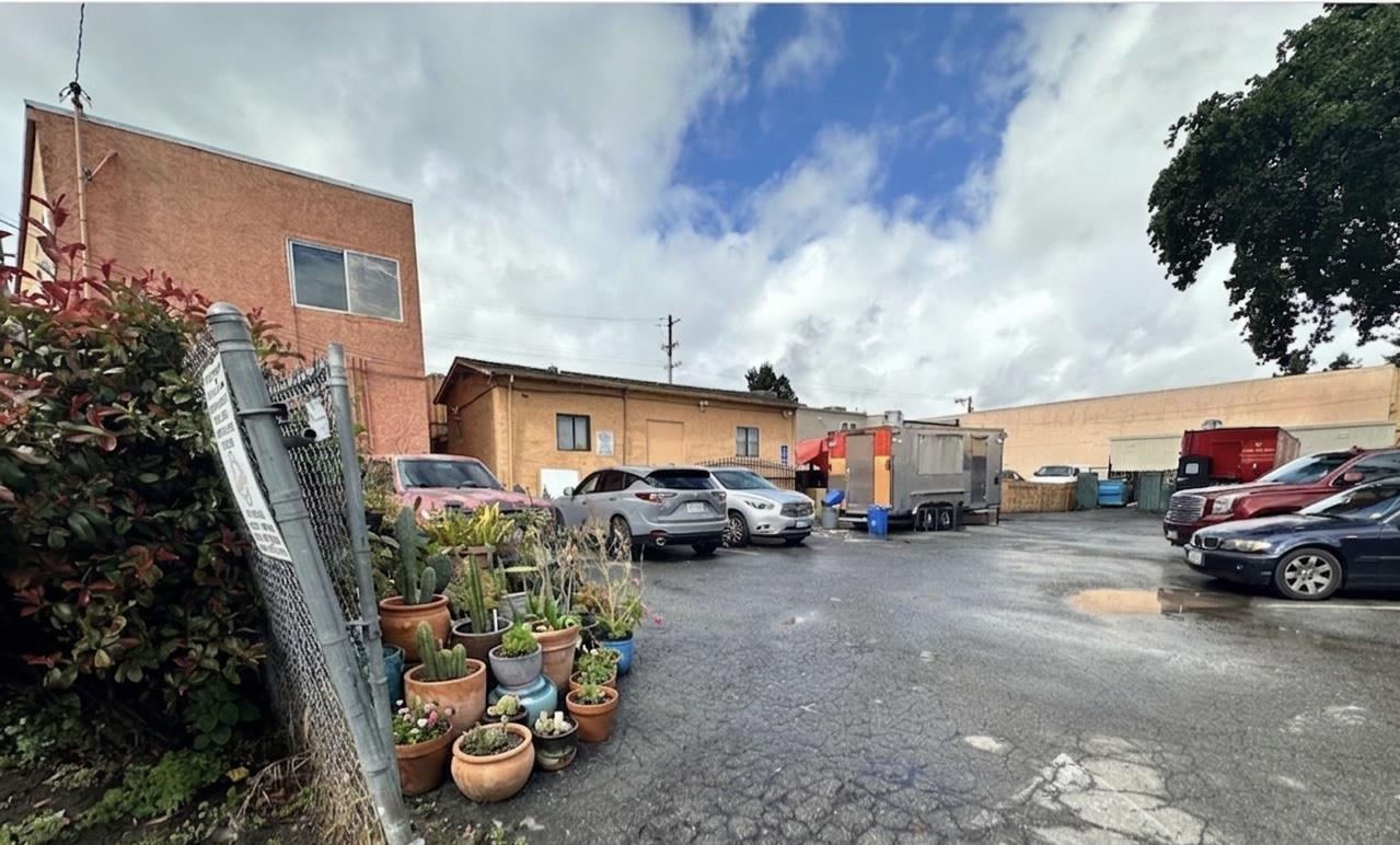 2561-67 El Camino Real, RedwoodCity, CA 94061, Photo 3
