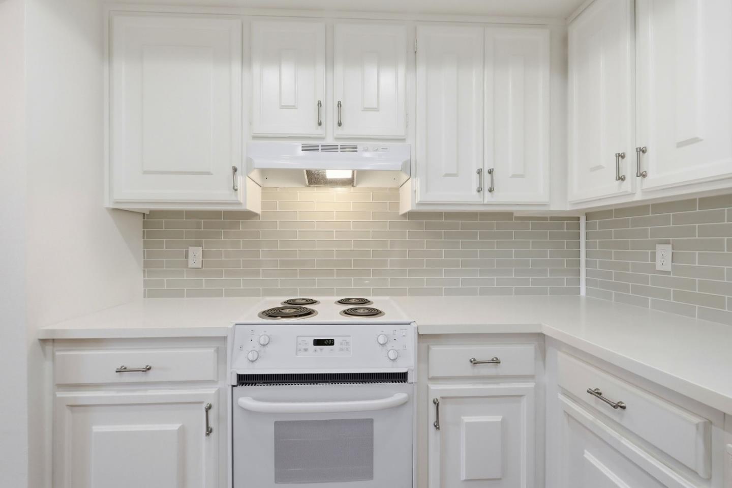 Photo #10: ML82050035 Listing: Photo #10