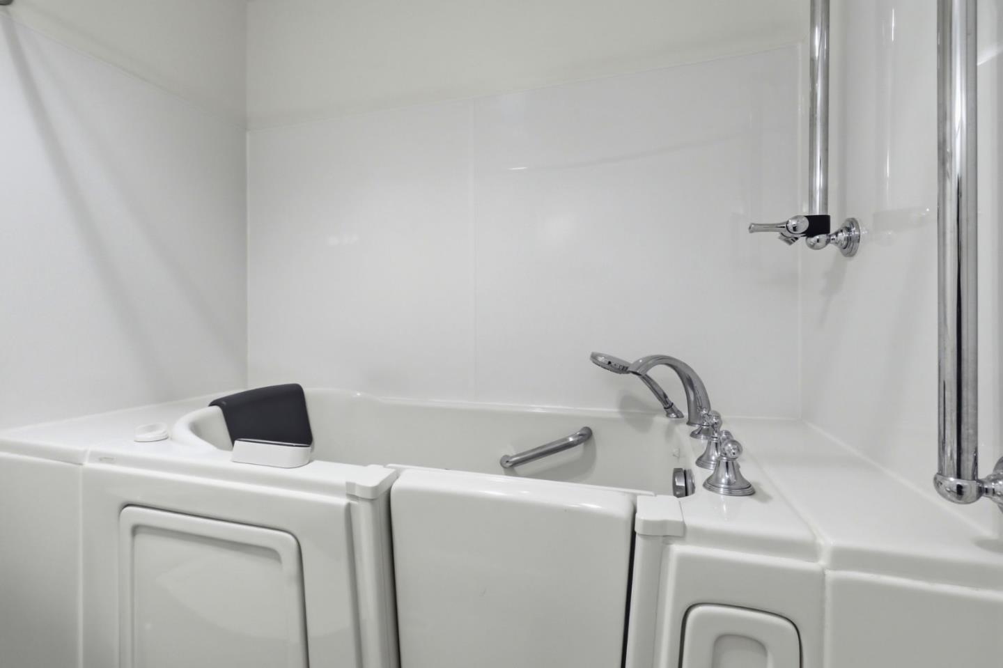 Photo #27: ML82050035 Listing: Photo #27