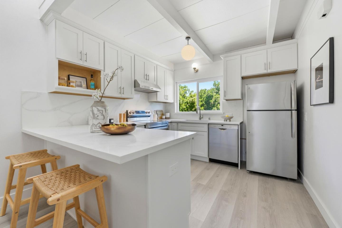 Photo #6: ML82050037 Listing: Photo #6
