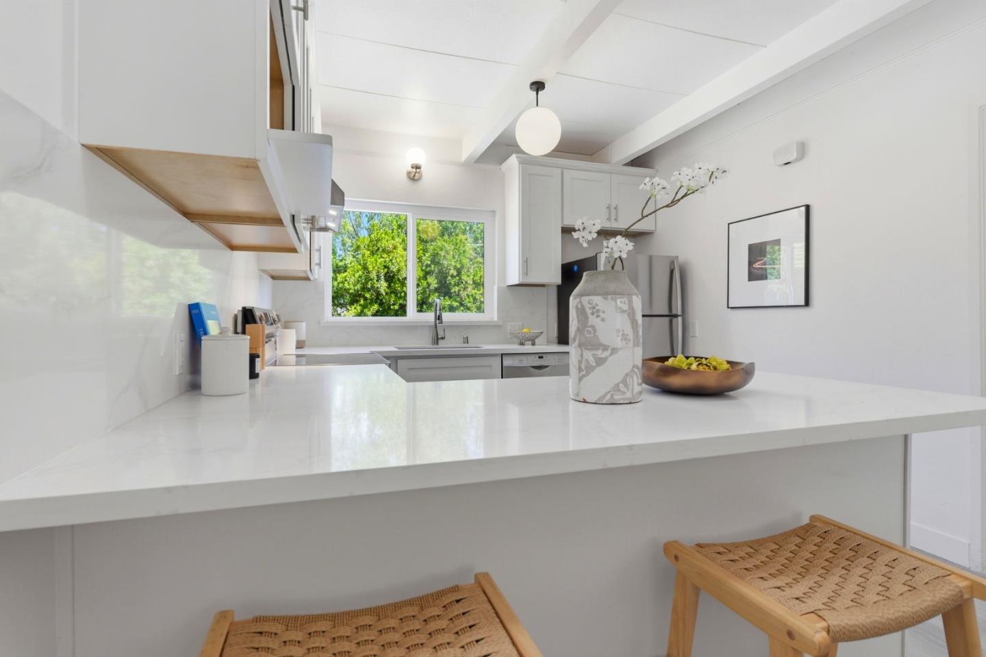 Photo #8: ML82050037 Listing: Photo #8