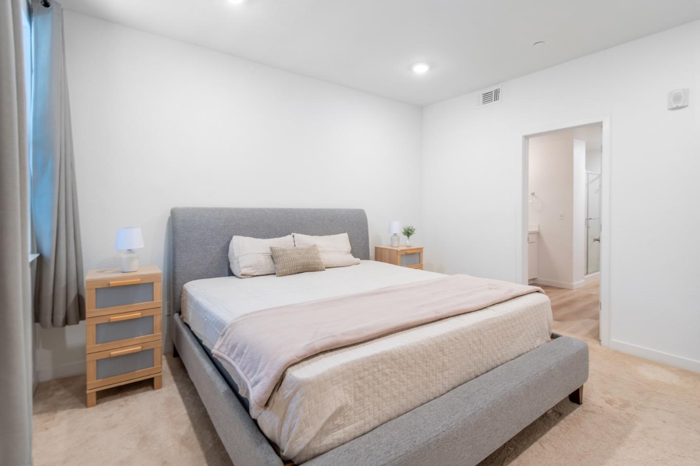 Photo #17: ML82050038 Listing: Photo #17