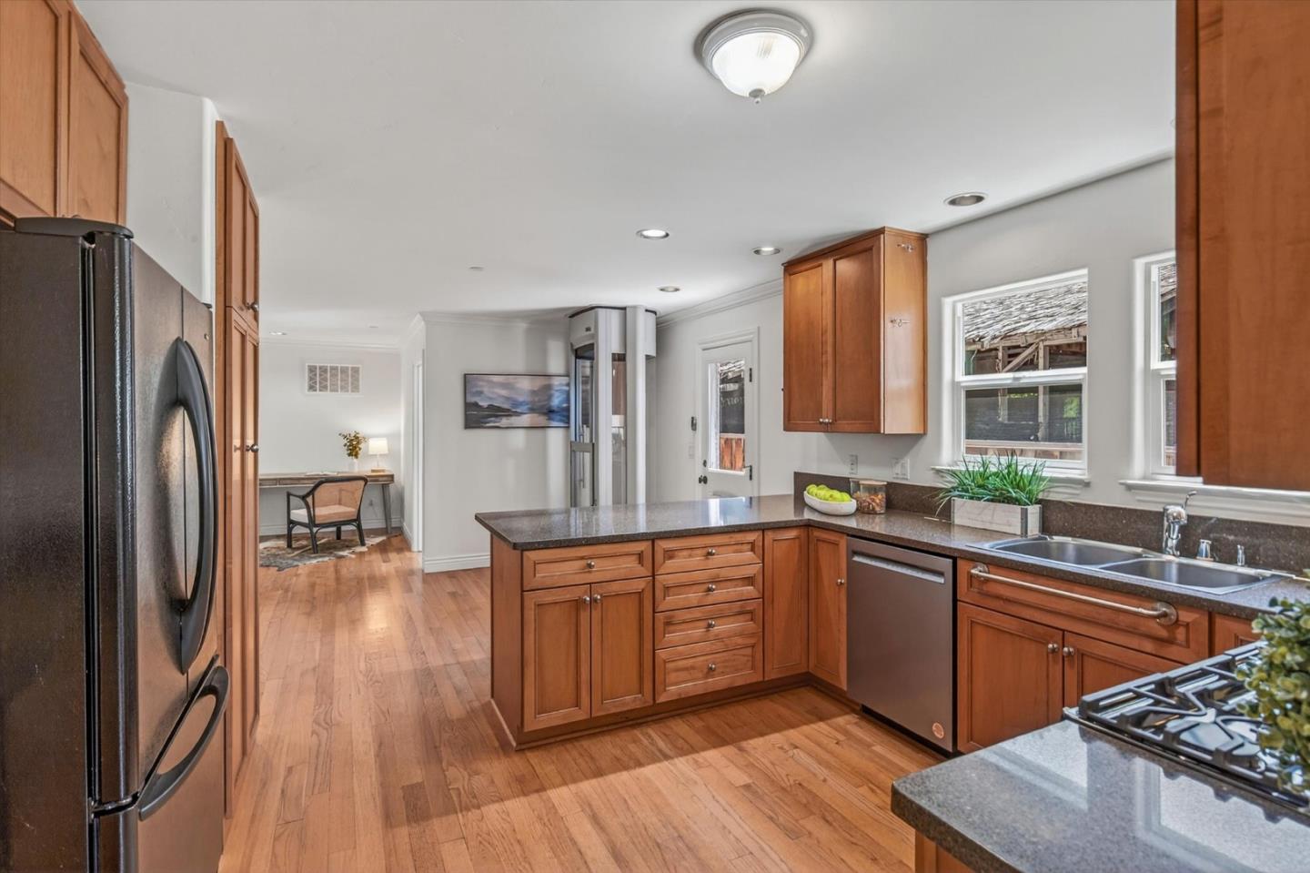 1078 Boranda AVE, MountainView, CA 94040, Photo 7