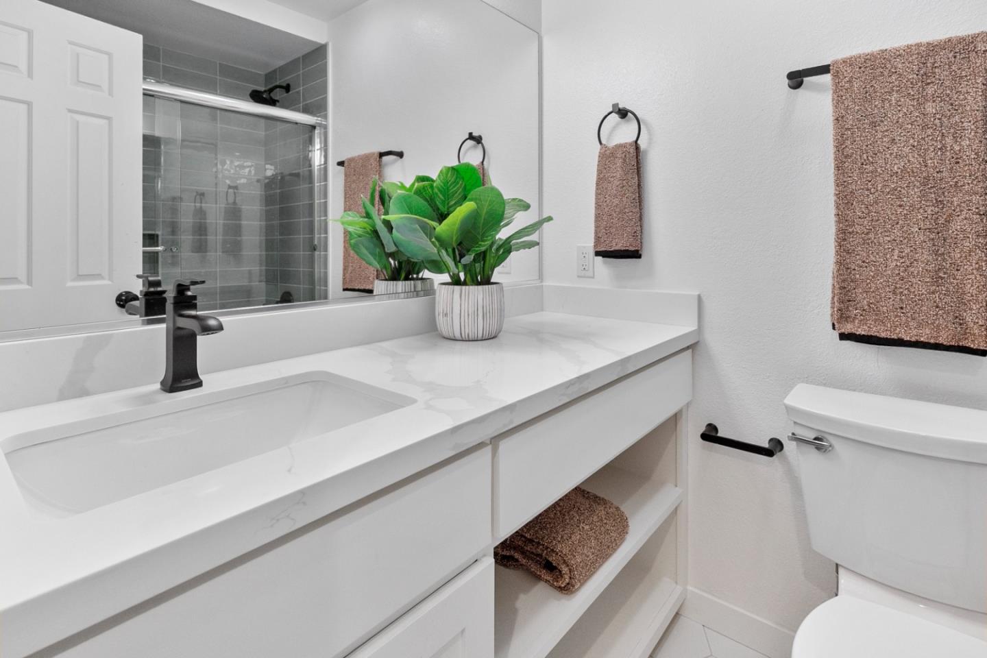 Photo #12: ML82050185 Listing: Photo #12