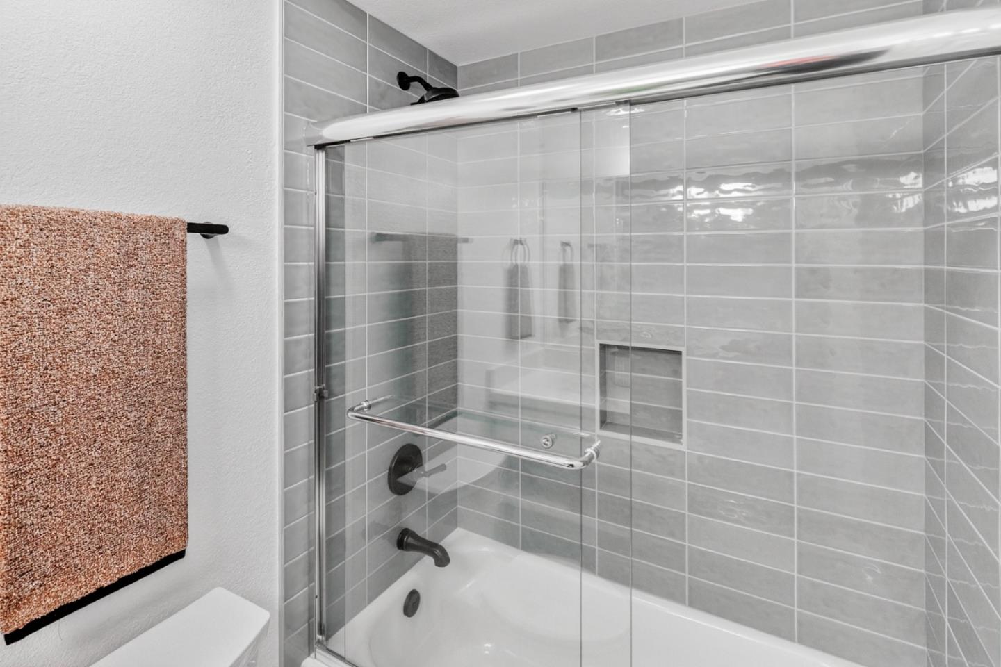 Photo #13: ML82050185 Listing: Photo #13