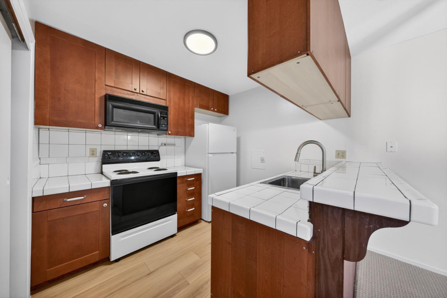Photo #10: ML82050201 Listing: Photo #10