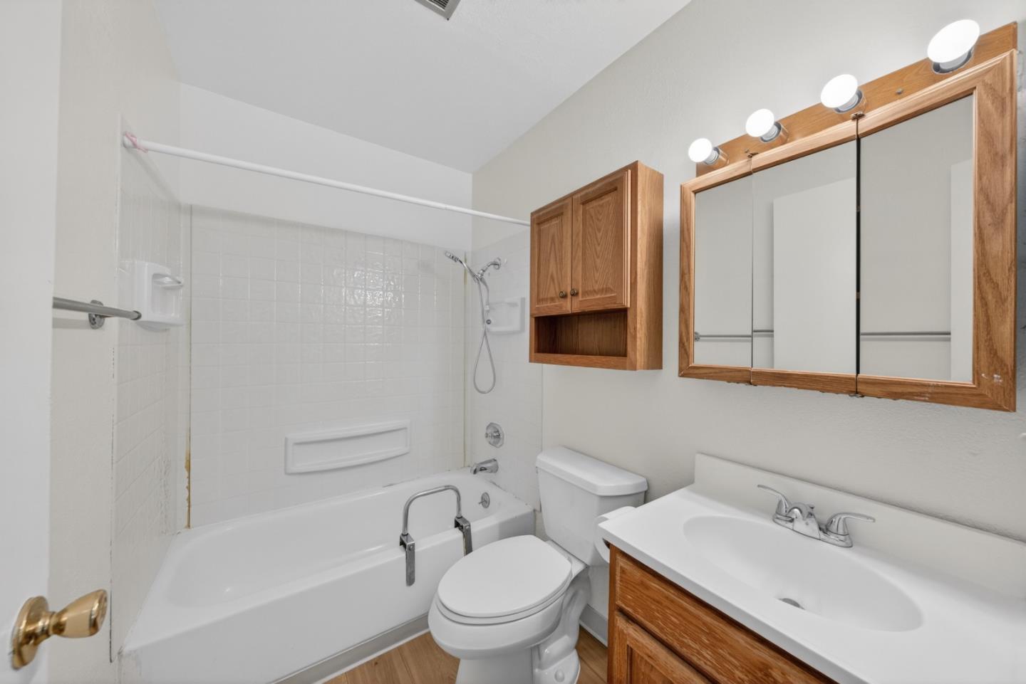 Photo #14: ML82050201 Listing: Photo #14