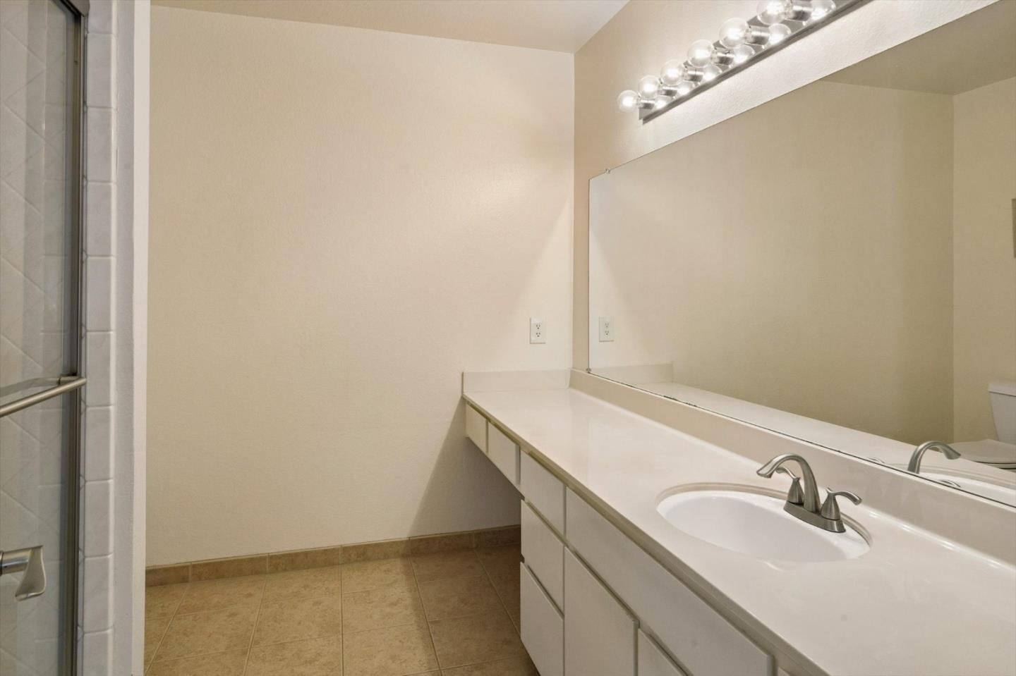 Photo #18: ML82050238 Listing: Photo #18