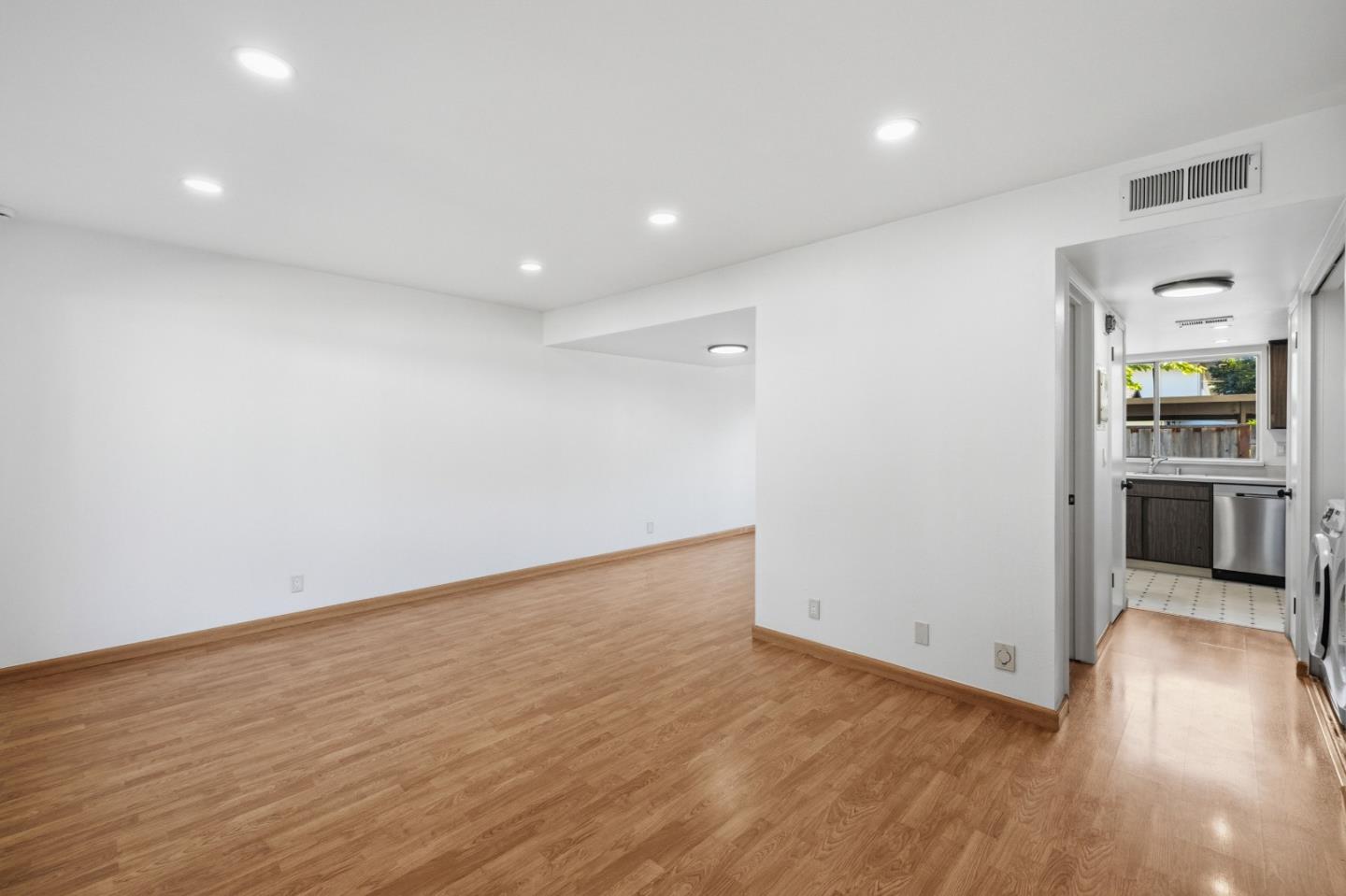 Photo #16: ML82050243 Listing: Photo #16