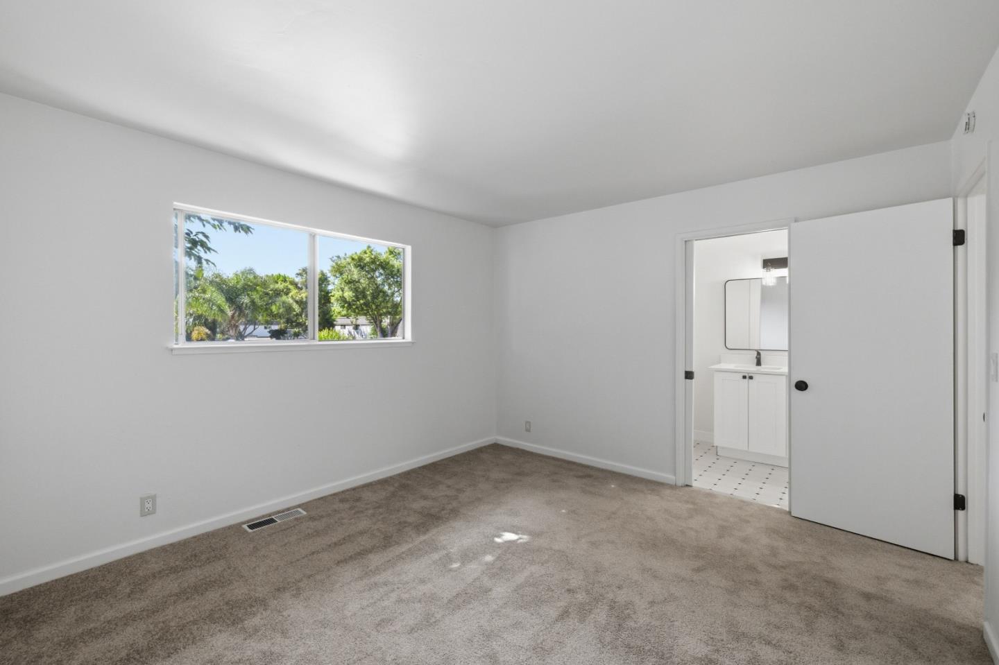 Photo #24: ML82050243 Listing: Photo #24