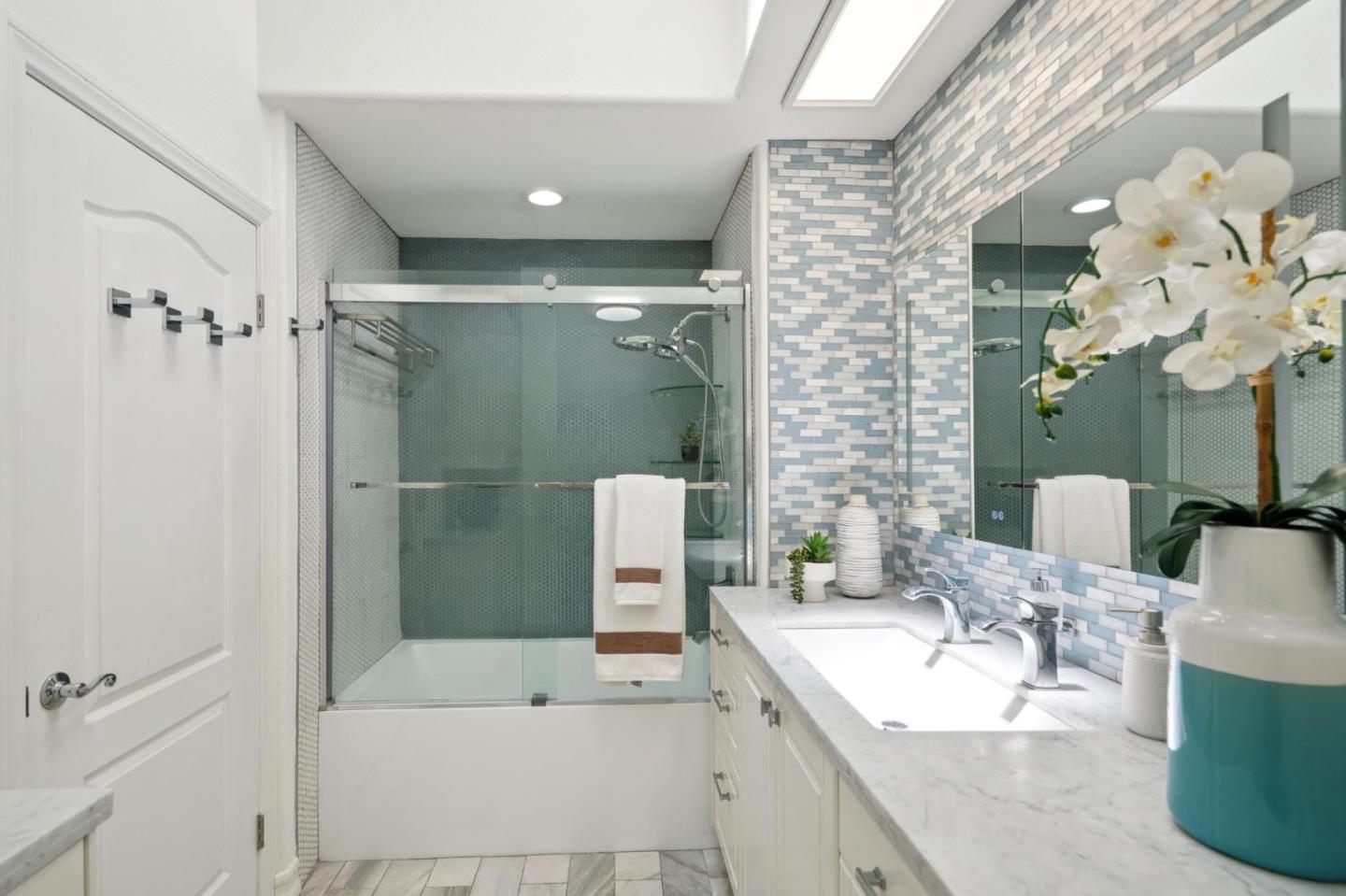 Photo #23: ML82050289 Listing: Photo #23