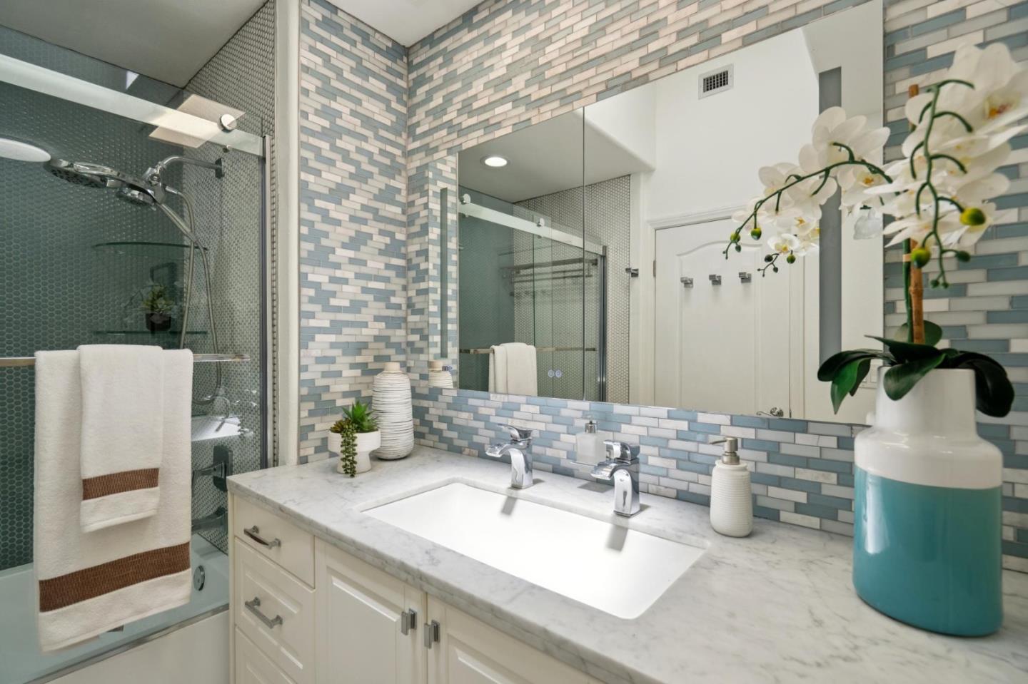 Photo #24: ML82050289 Listing: Photo #24
