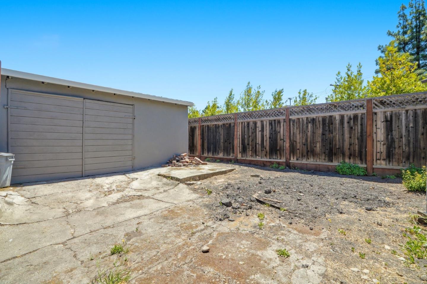 1895 Walnut Grove AVE, SanJose 95126