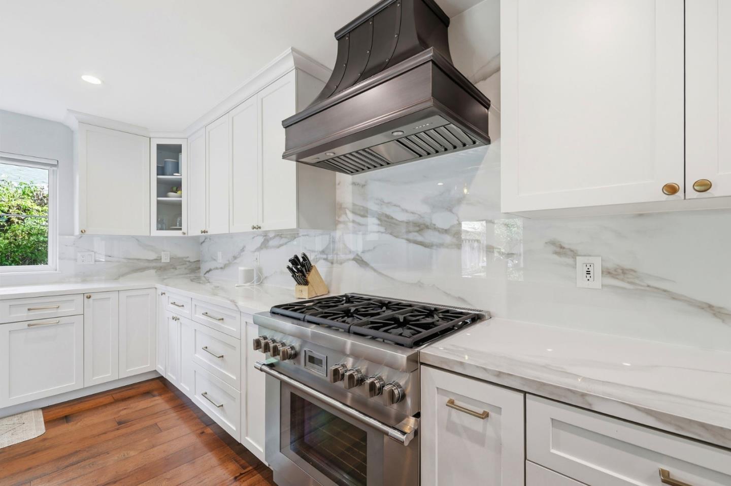 2133 Santa Cruz AVE, SantaClara, CA 95051, Photo 4