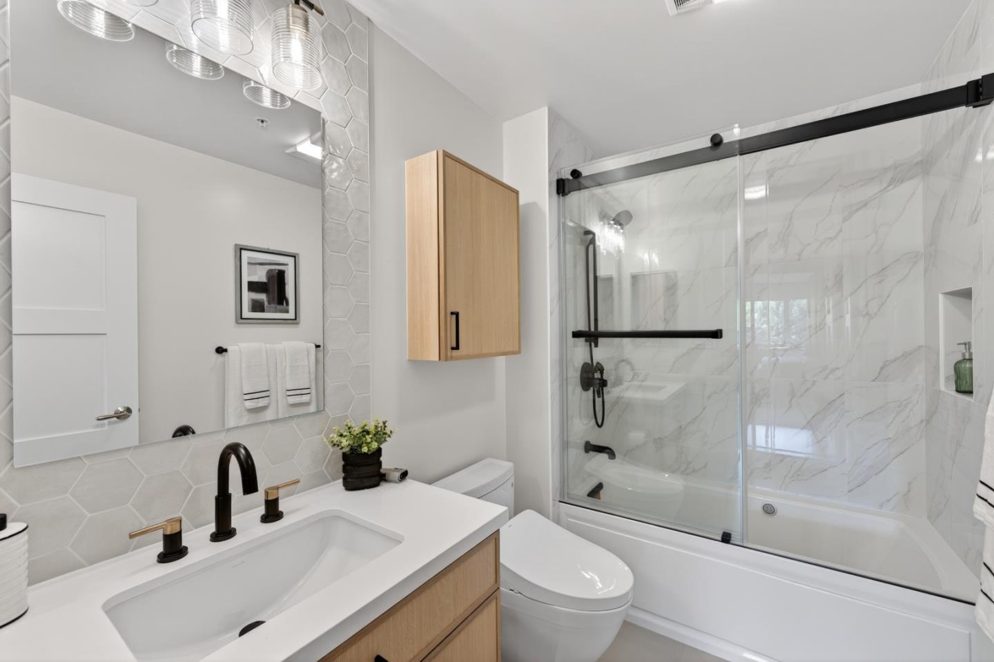 Photo #23: ML82050327 Listing: Photo #23
