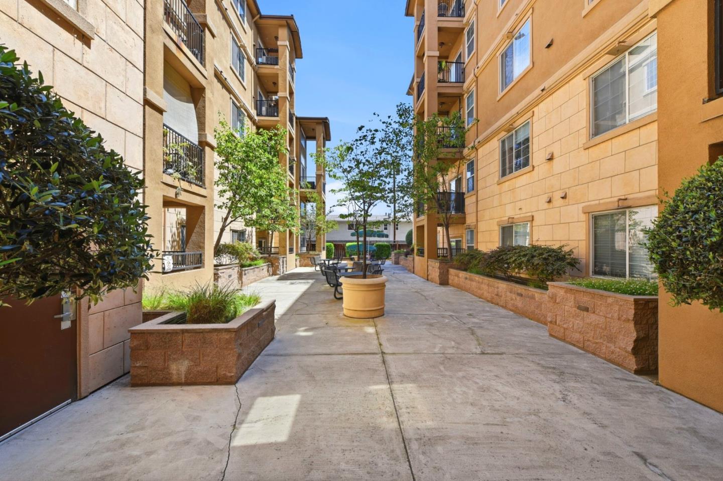 Photo #17: ML82050328 Listing: Photo #17