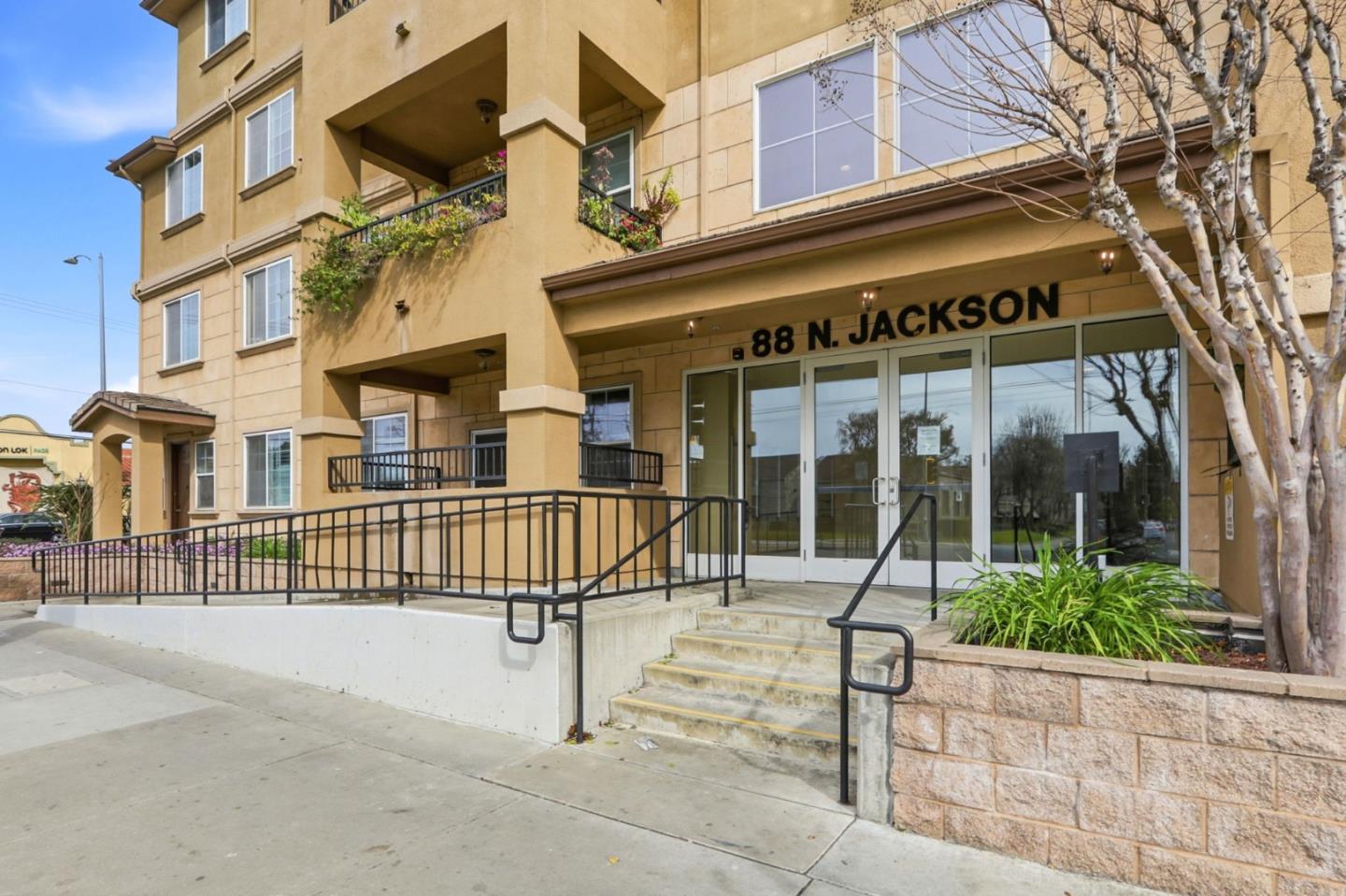 Photo #2: ML82050328 Listing: Photo #2
