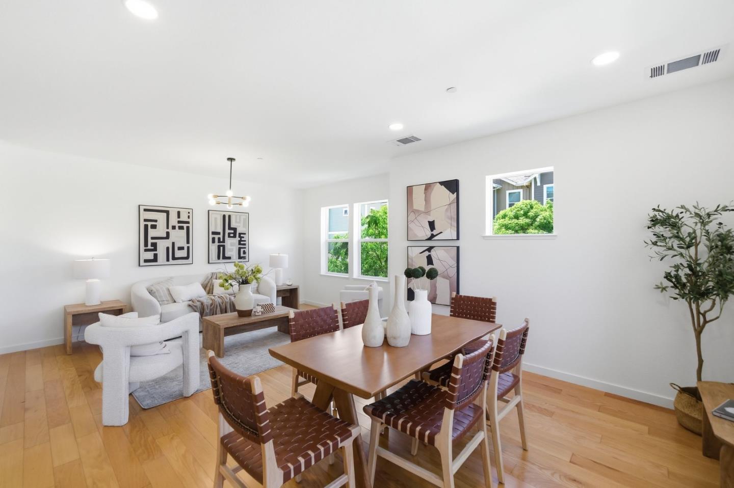 Photo #5: ML82050337 Listing: Photo #5