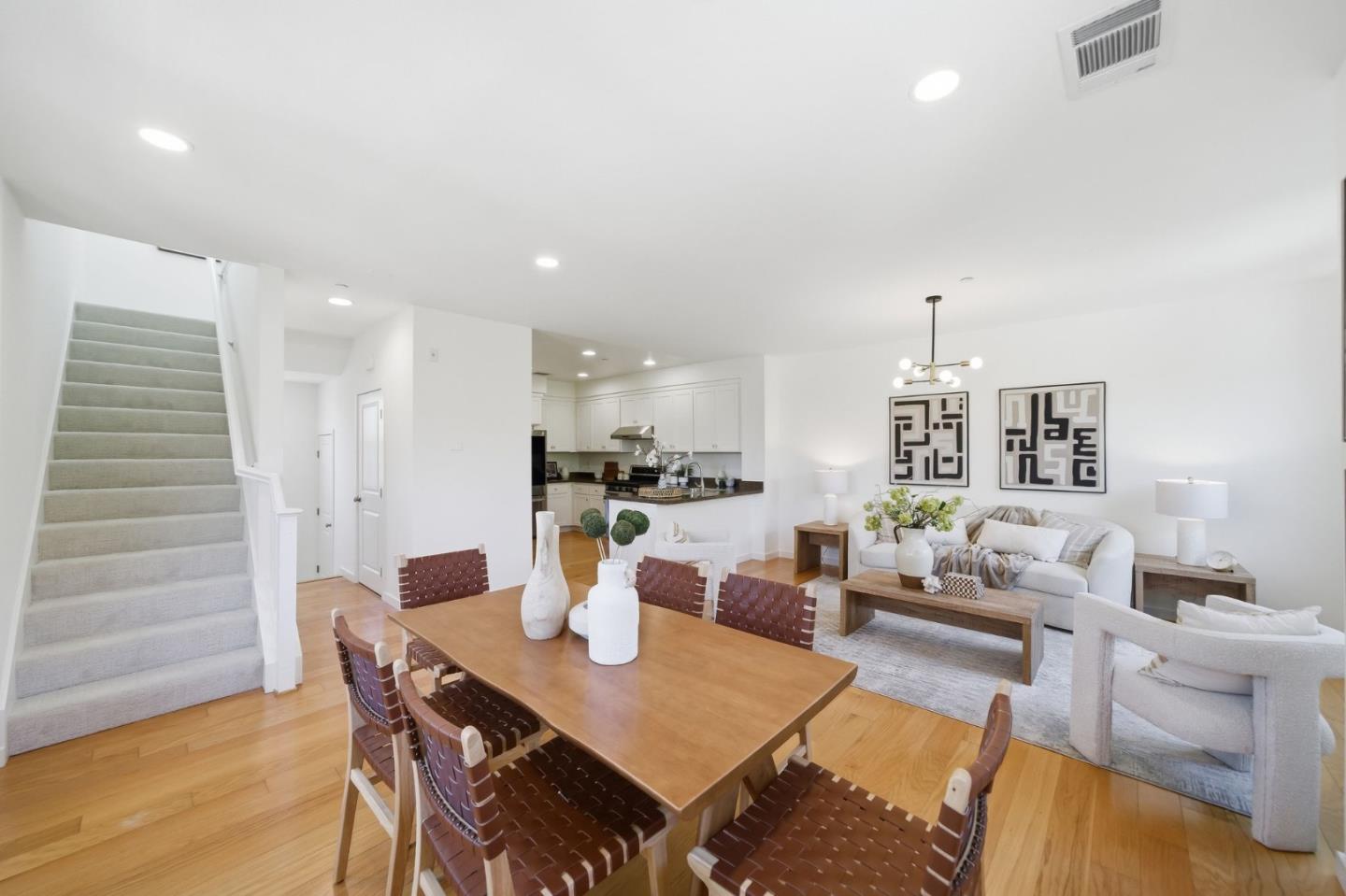 Photo #8: ML82050337 Listing: Photo #8
