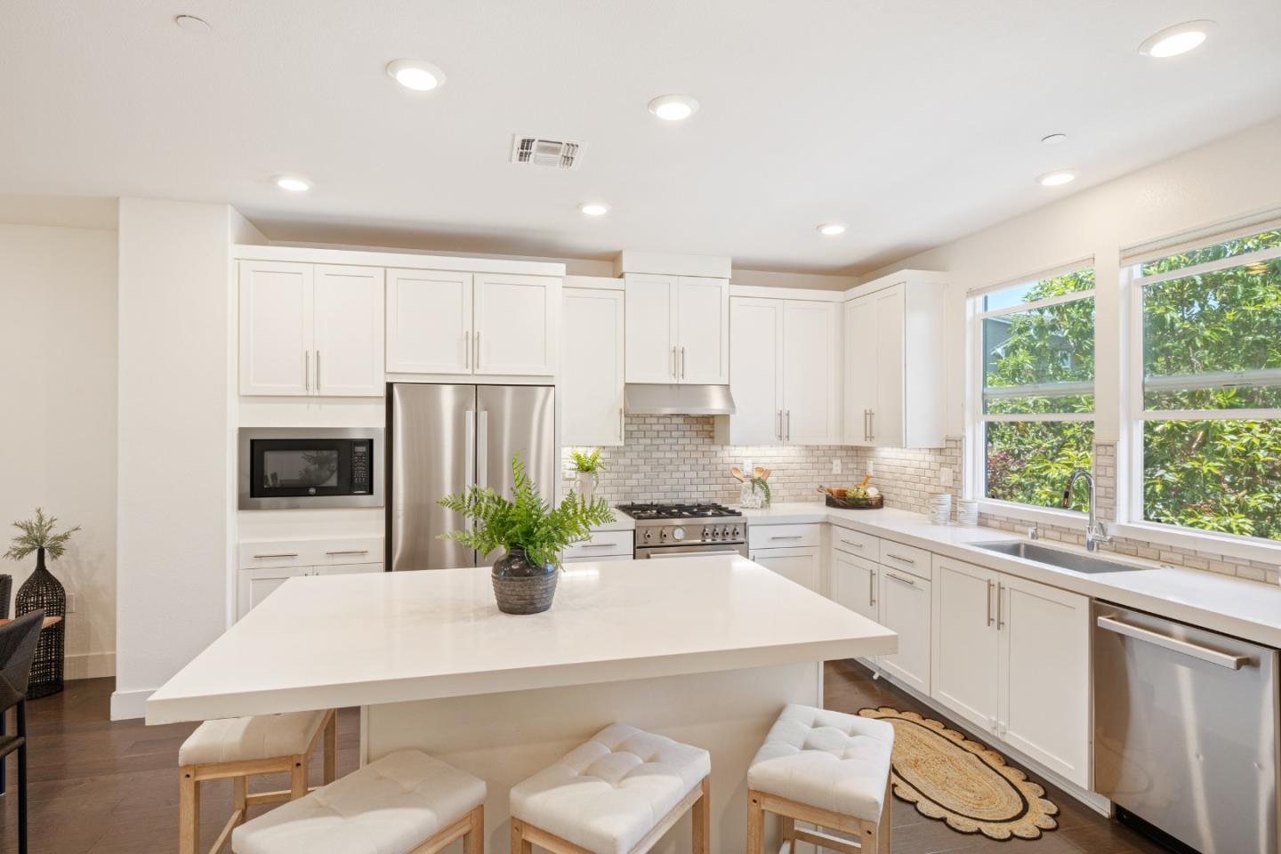 Photo #12: ML82050378 Listing: Photo #12