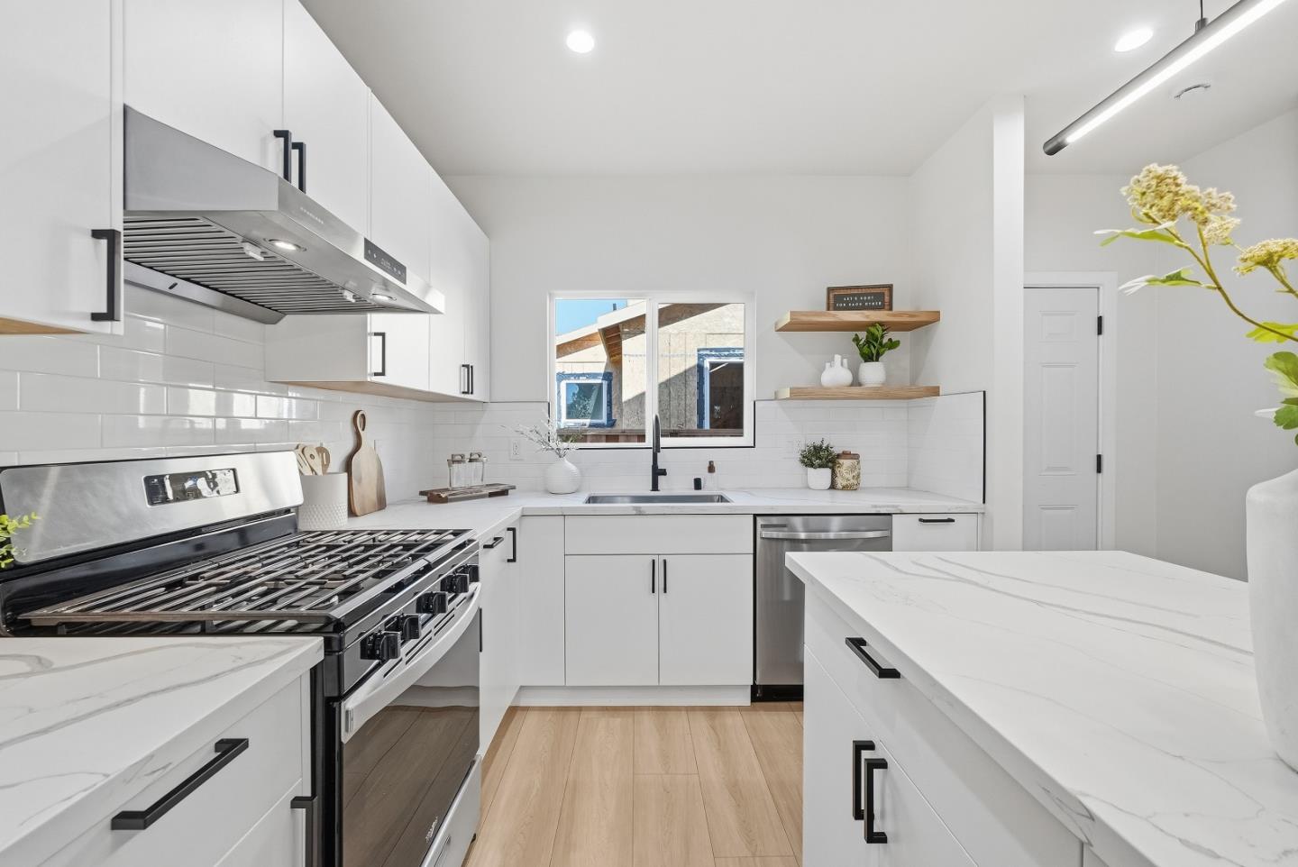 Photo #14: ML82050383 Listing: Photo #14