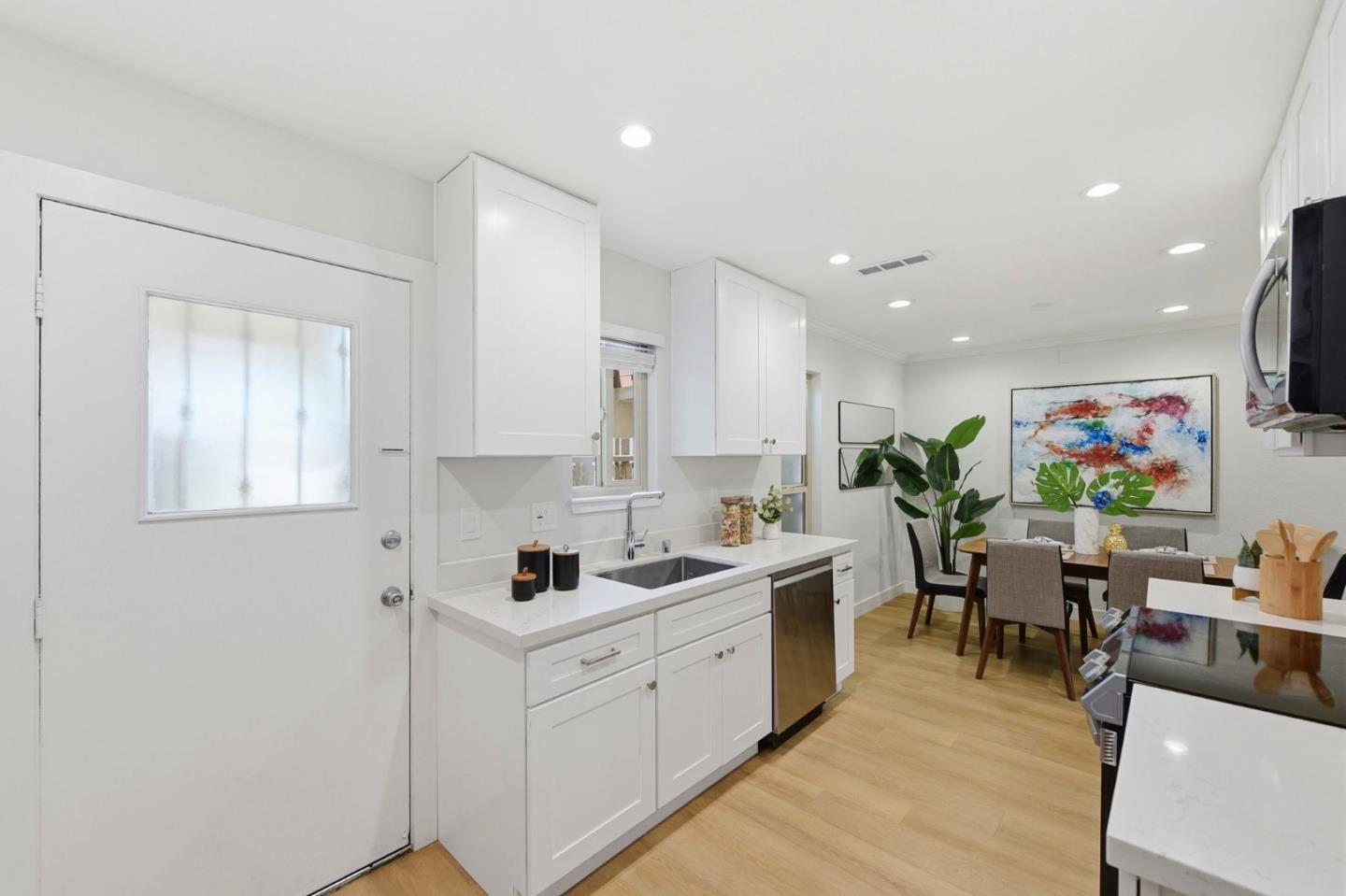 Photo #11: ML82050435 Listing: Photo #11