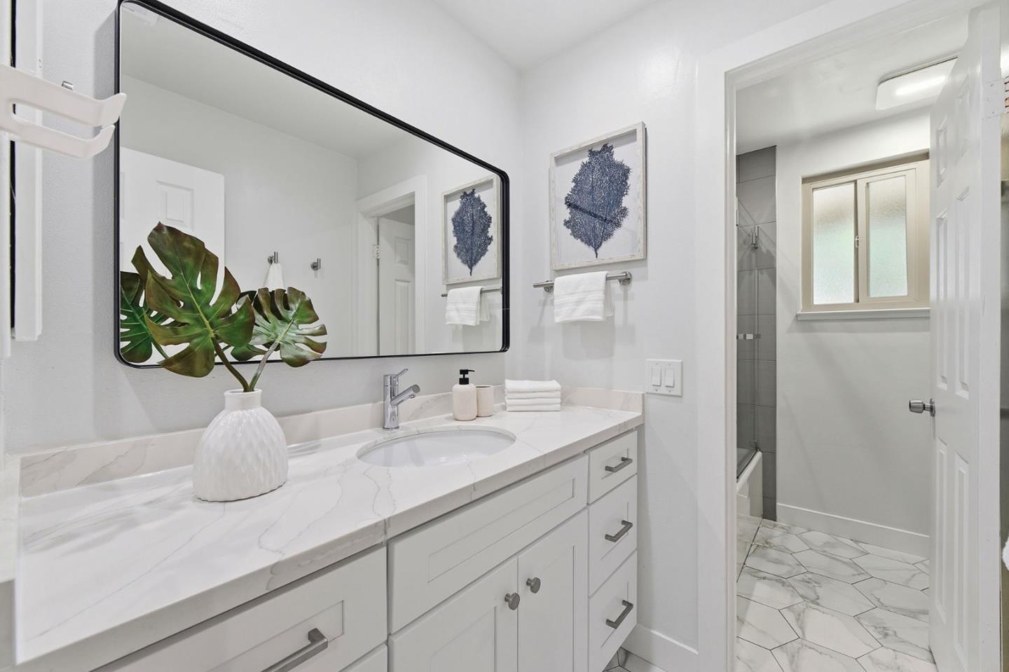 Photo #27: ML82050435 Listing: Photo #27