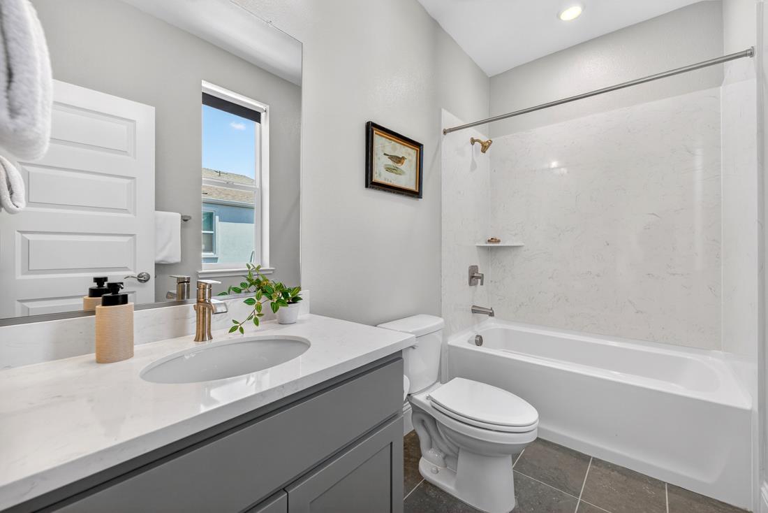 Photo #16: ML82050477 Listing: Photo #16