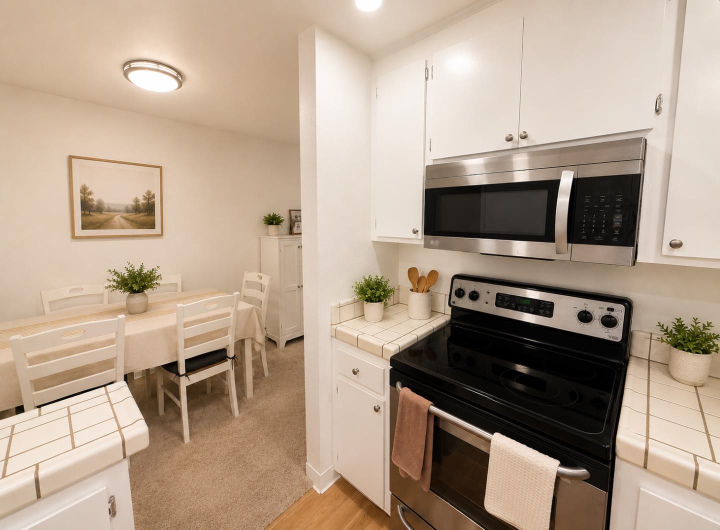 Photo #5: ML82050494 Listing: Photo #5