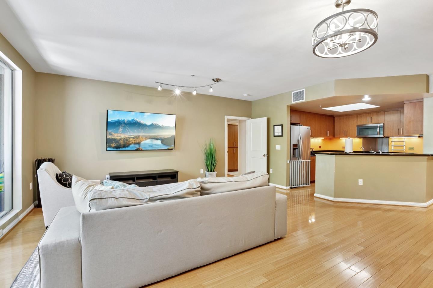 Photo #6: ML82050521 Listing: Photo #6