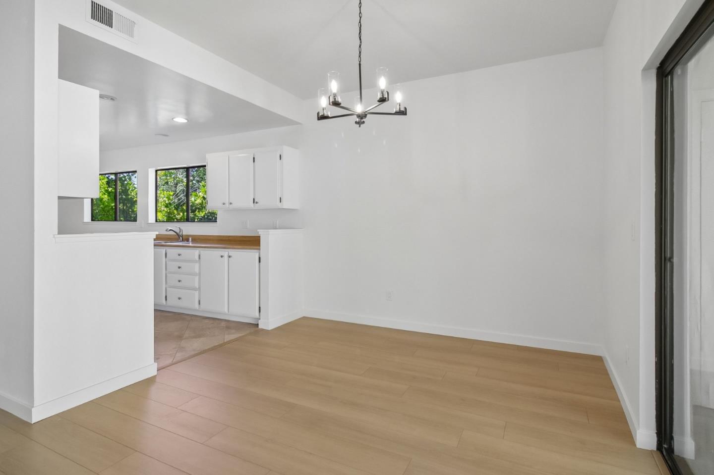 Photo #10: ML82050538 Listing: Photo #10
