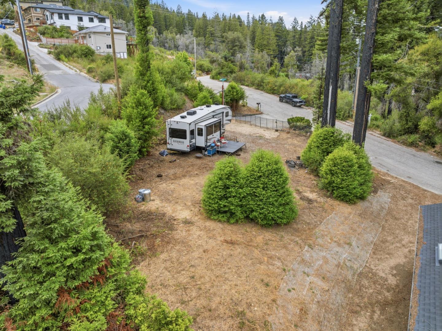 135 Fallen Leaf DR, BoulderCreek, CA 95006, Photo 2