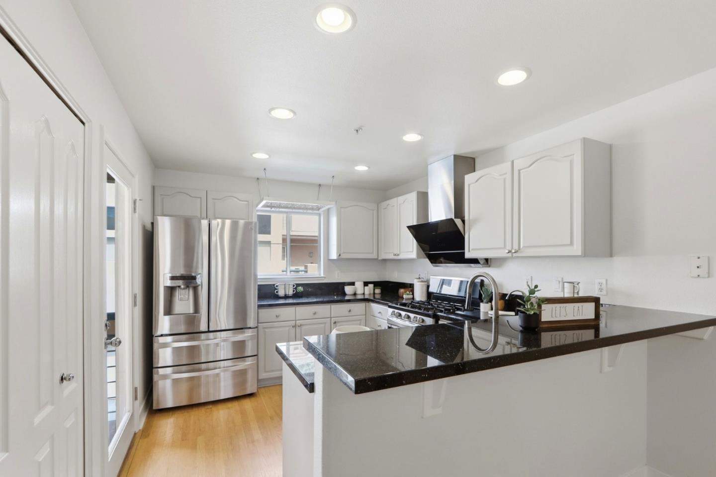 Photo #5: ML82050552 Listing: Photo #5
