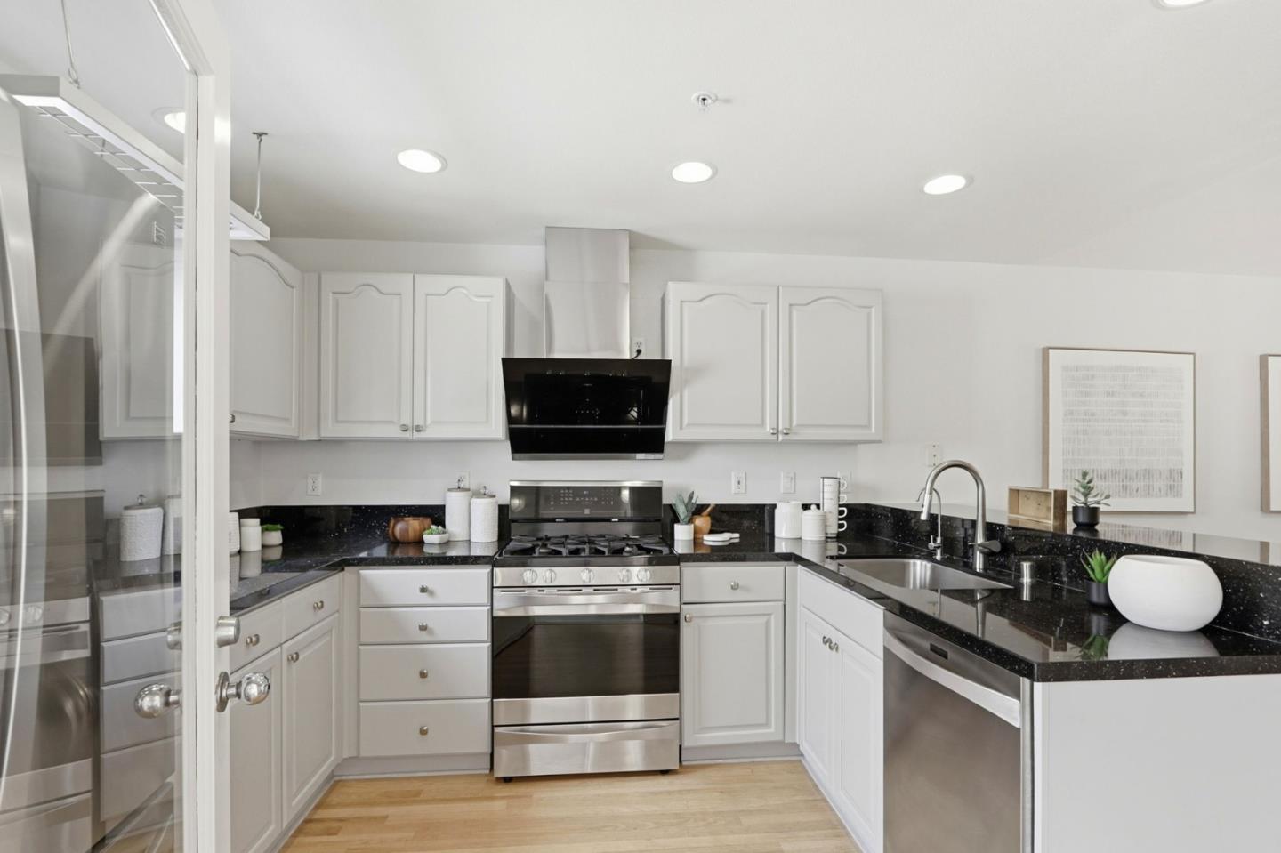Photo #6: ML82050552 Listing: Photo #6